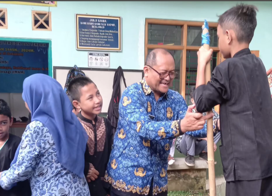 Kebersamaan siswa SLB YAPMI